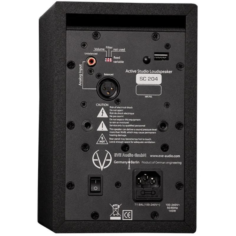Monitor Activo Eve Audio SC204 vista trasera panel de conexiones del monitor activo