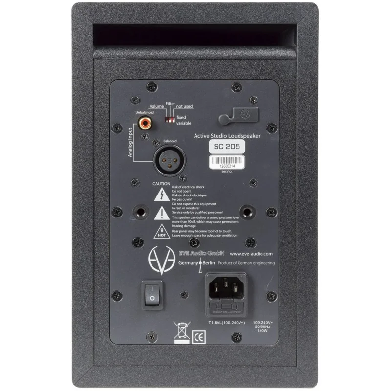 Monitor Activo Eve Audio SC205 vista trasera panel de conexiones