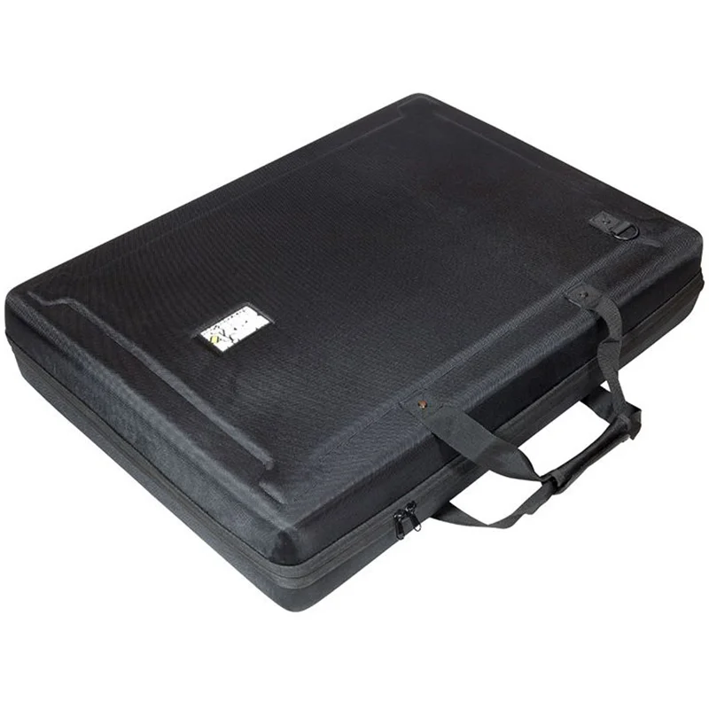 Maleta DJ en compuesto EVA de Walkasse modelo W-MCB-XDJRX3 vista cerrada plana girada 35 grados