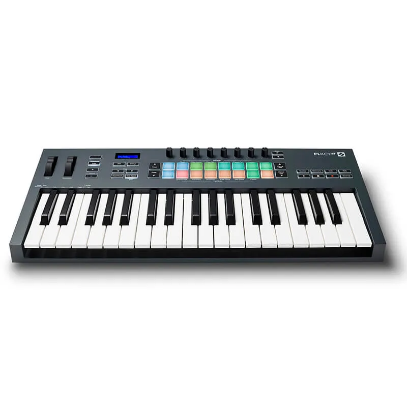 Teclado controlador midi Novation FLKEY 37 vista superior inclinado