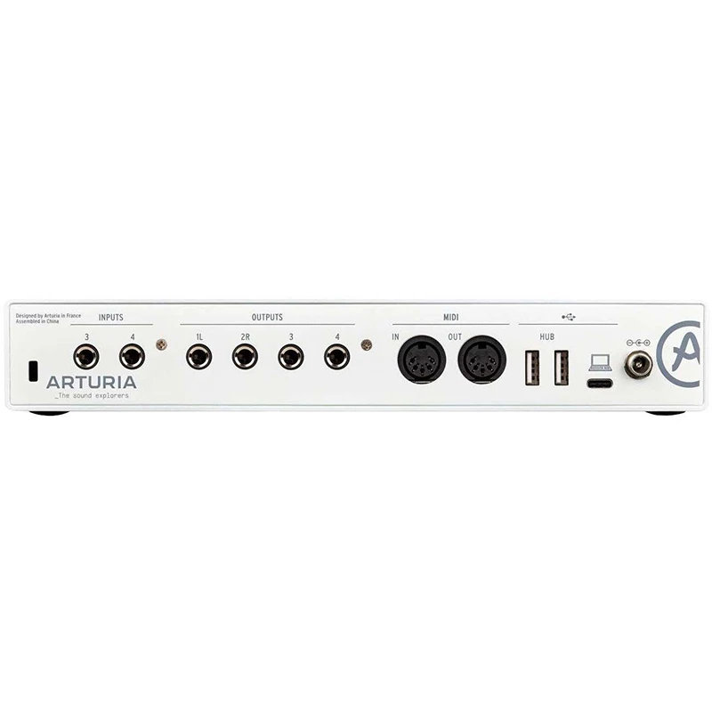 Interfaz de audio Arturia Minifuse 4 vista parte trasera de conexiones de una unidad en color blanca