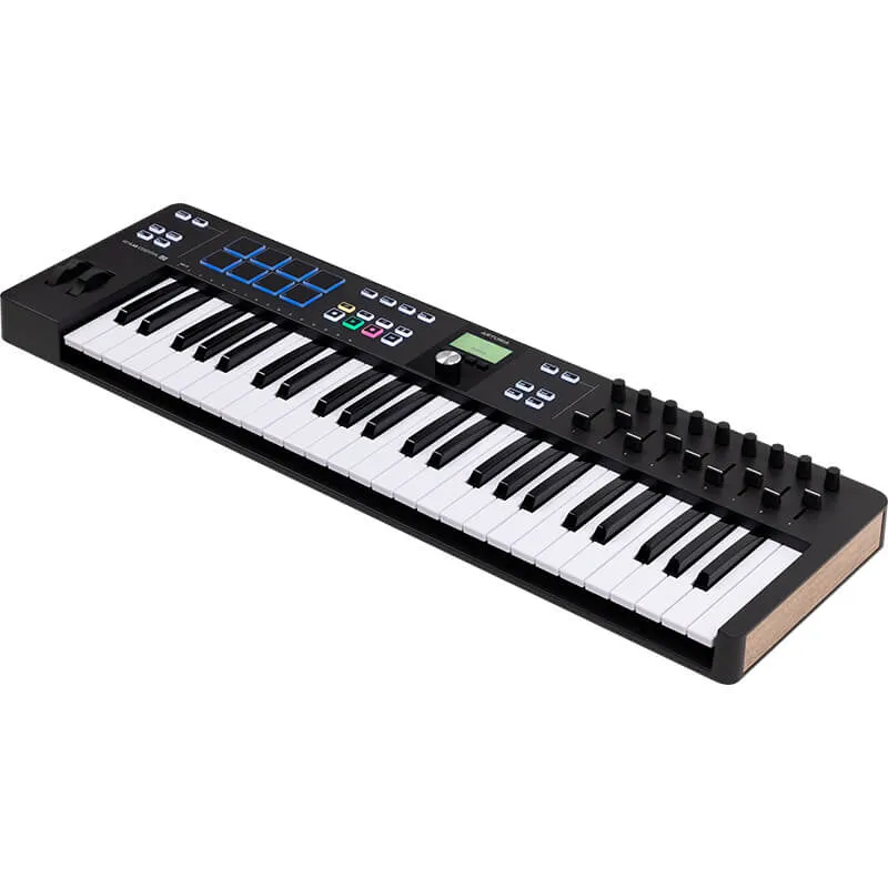 Teclado Midi Arturia Keylab Essential 49 MK3 Black vista lateral derecho 3D