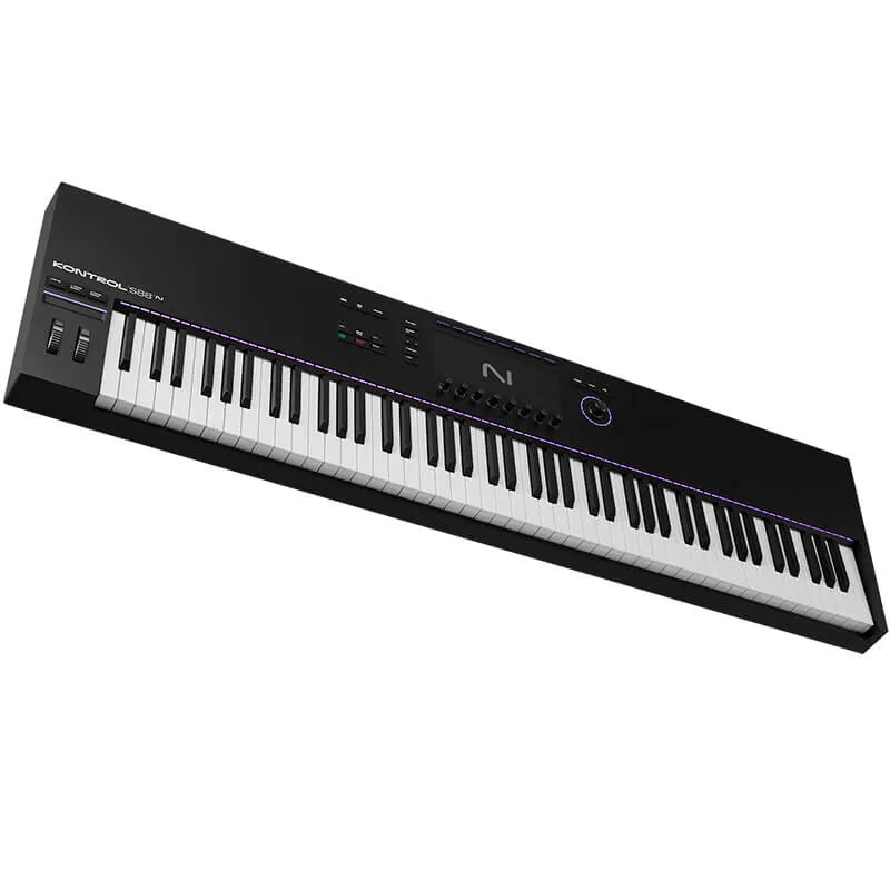 Teclado midi USB Kontrol S88 MK3 vista semi cenital inclinada