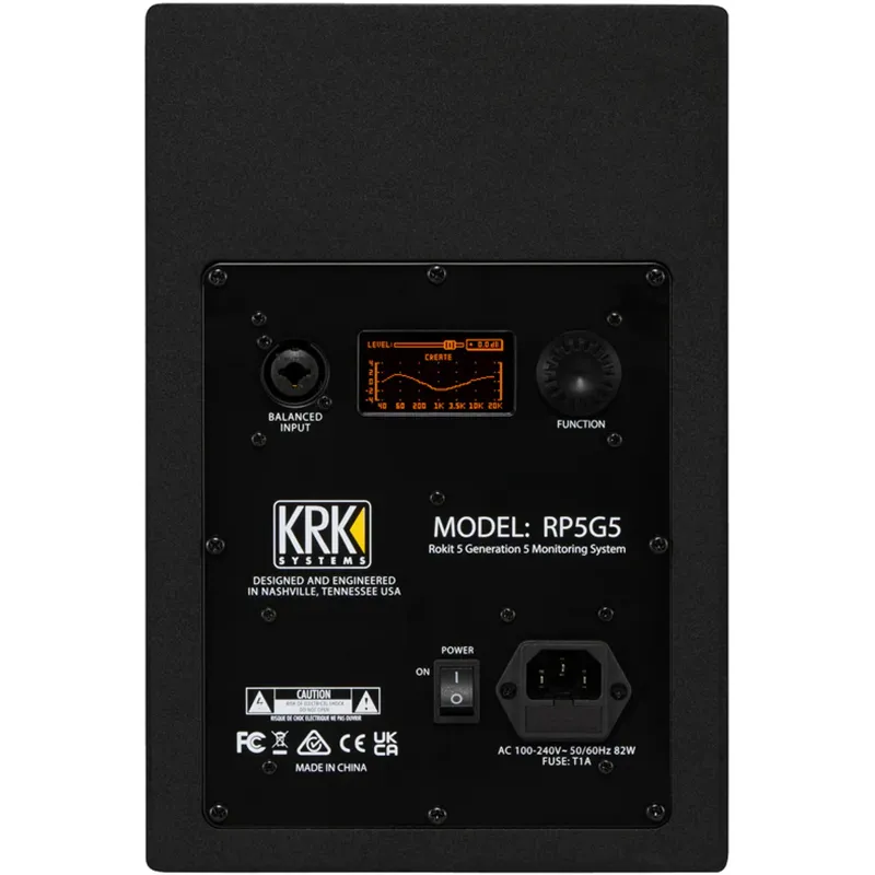 Monitor de estudio activo KRK RP5G5 vista trasera con el módulo de amplificación y sus controles