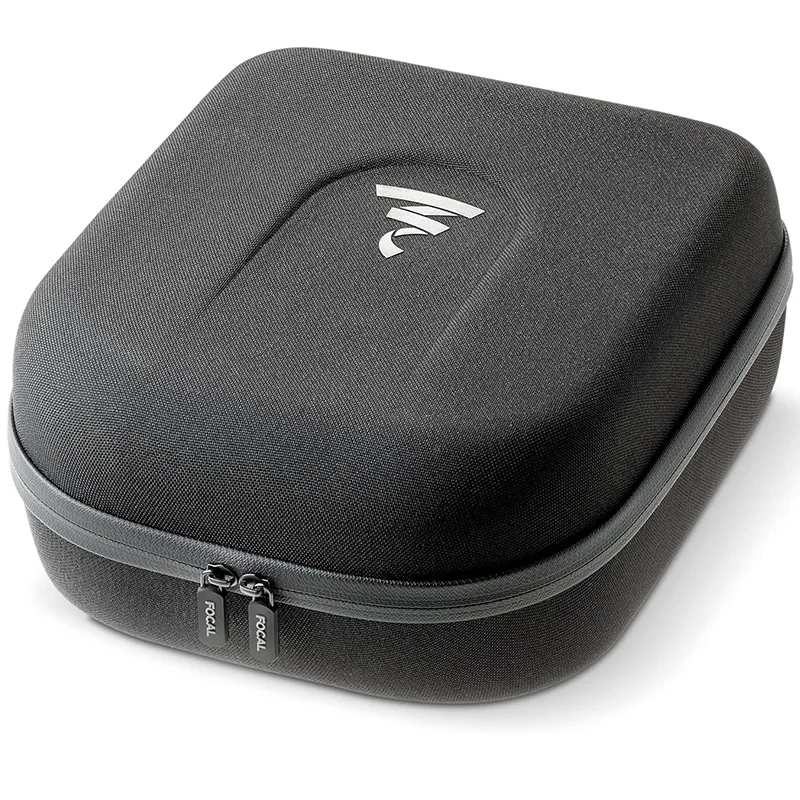 Estuche de transporte y protección cerrados de los auriculares profesionales Focal Listen Pro.